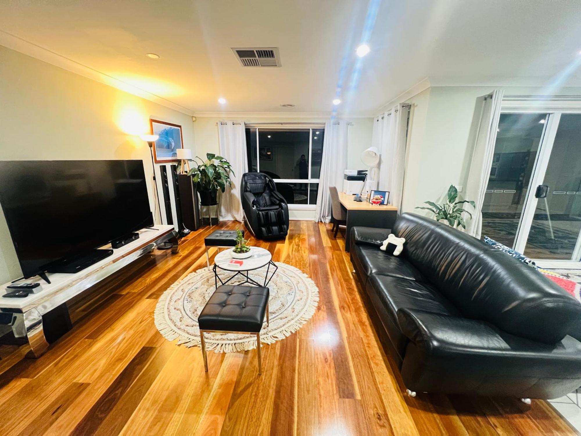 Spacious 6 Bedroom Holiday Home 15 Min Away From Melbourne Airport Sydenham Zewnętrze zdjęcie