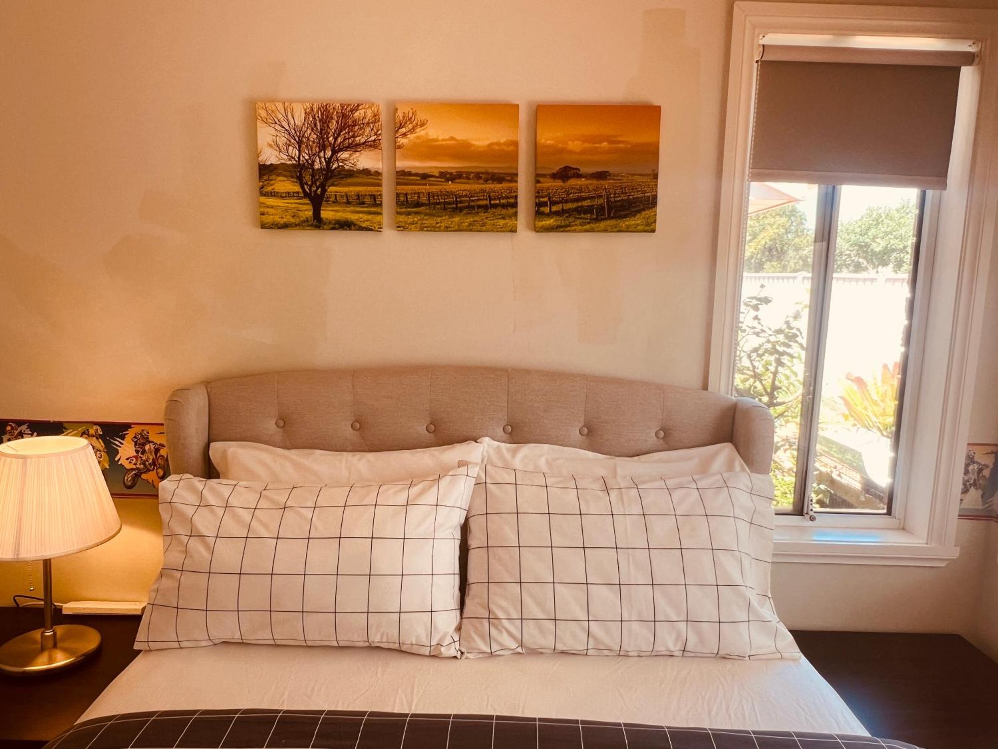 Spacious 6 Bedroom Holiday Home 15 Min Away From Melbourne Airport Sydenham Zewnętrze zdjęcie